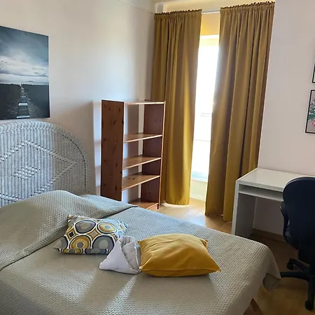 Privative Quarto em Acomodações Particulares